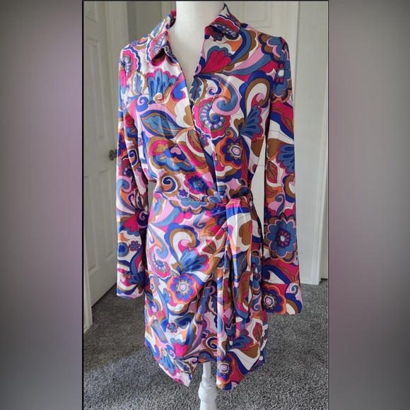 INTEMPO | Paisley Wrap Dress - Picture 2 of 2